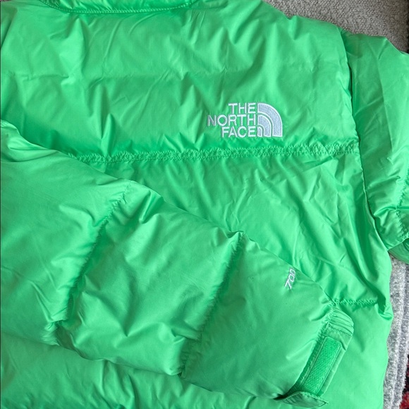 The North Face Bright Green Puffer Jacket - Picture 7 of 7
